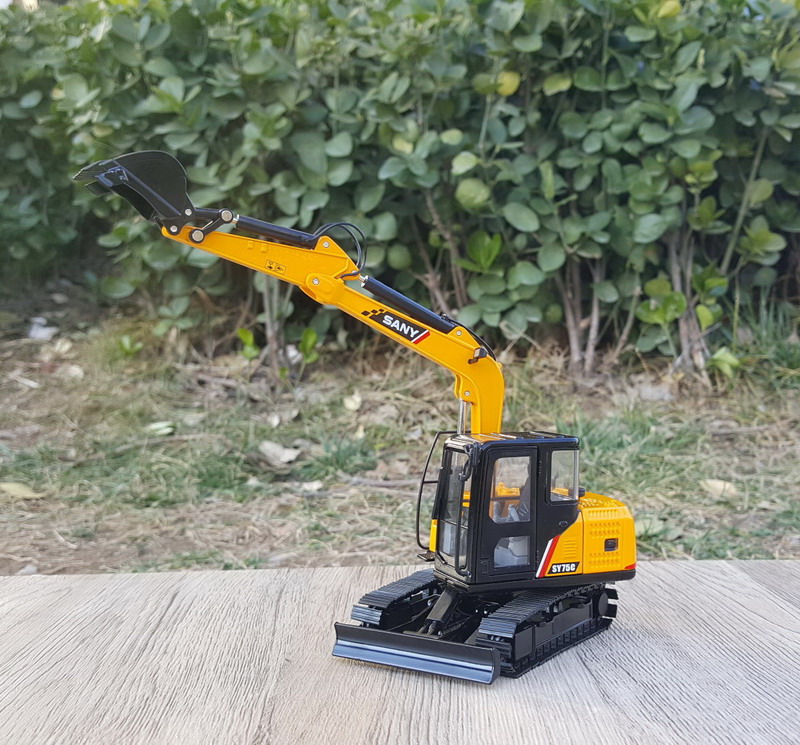 Model Kit Excavator - 1:35 SANY SY75C-9 Excavator Simulated Alloy