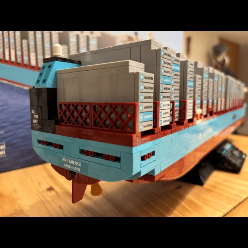 New 2026 Dual-Fuel Container V - Model Kit Instructions review and price